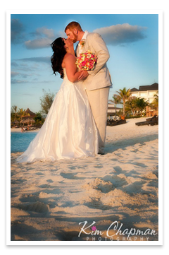 wedding couple on the beach